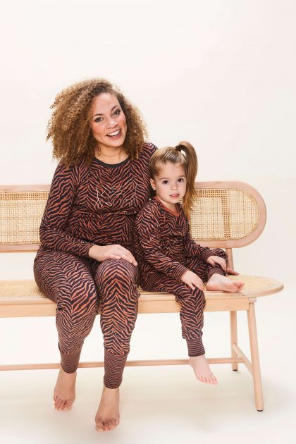 Charliechoe Pyjama Lounge Set Terra Tijger bruin 134/140 -