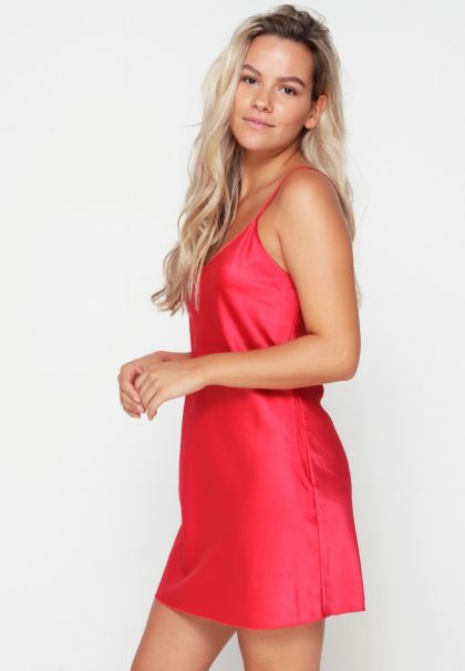Linga Dore Satin chemise DAILY rood L -