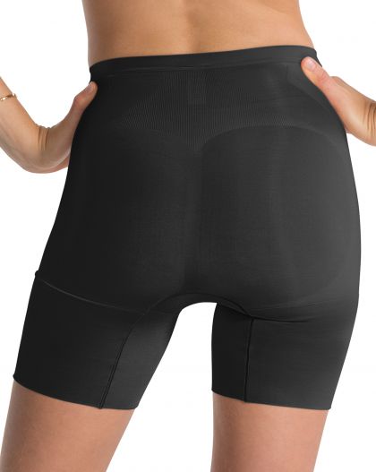 Spanx OnCore Mid-Thigh Short very black M -