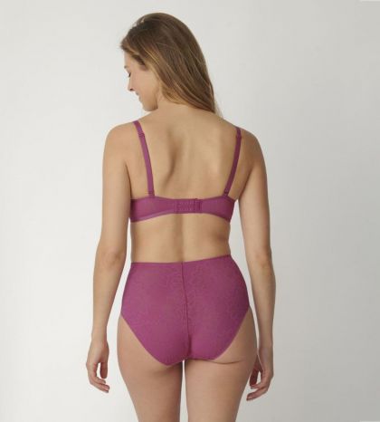 Triumph Fit Smart P01 EX fuchsia 02 -