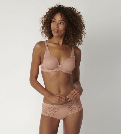 Triumph Voorgevormde BH Aura Spotlight WHP huidskleur 85 E